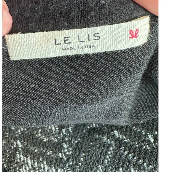 Le Lis black gray front chevron knit long sleeves sweater size M - Picture 3 of 11